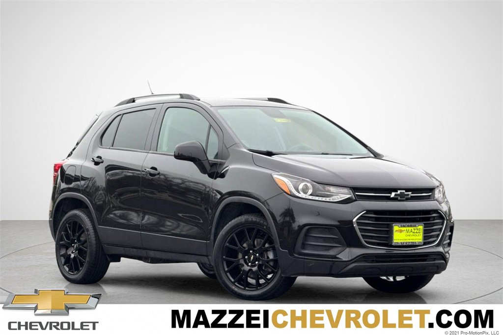 Used 2022 Chevrolet Trax LT w/ Midnight Edition