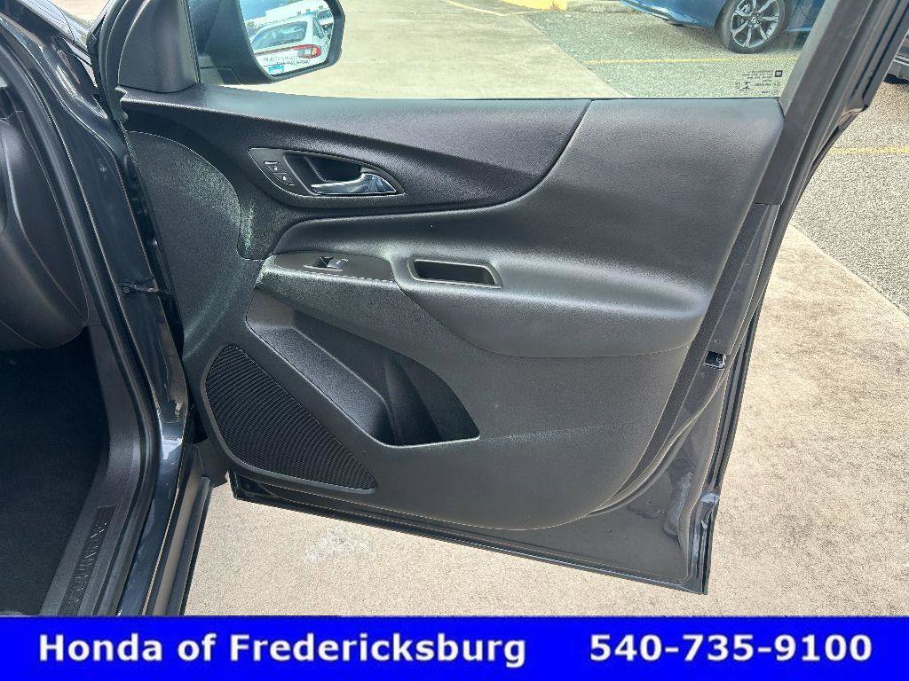 Used 2022 Chevrolet Equinox LT image 19