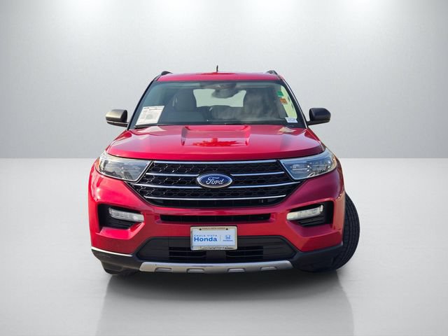 Used 2020 Ford Explorer XLT RWD image 2