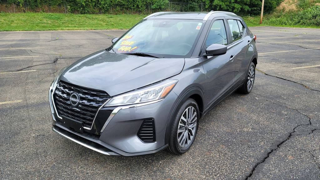 Used 2024 Nissan Kicks SV FWD image 5