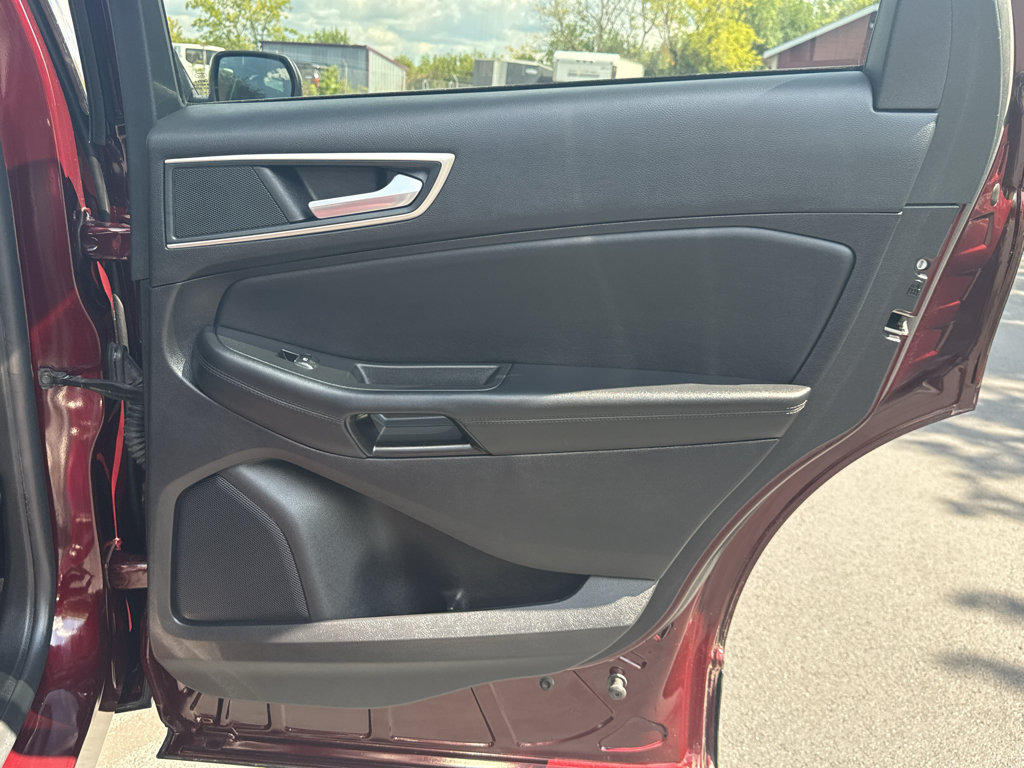 Used 2021 Ford Edge SEL w/ Convenience Package AWD/4WD image 41