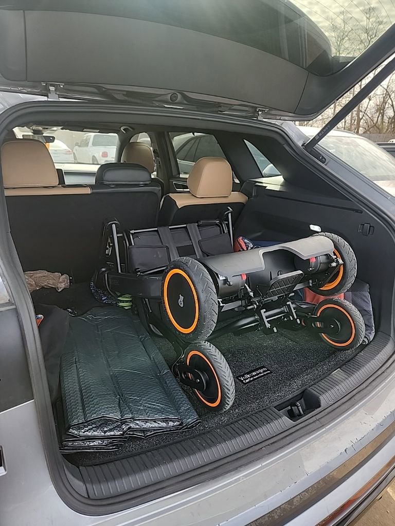 Used 2024 Volkswagen Atlas Cross Sport SEL R-Line image 6