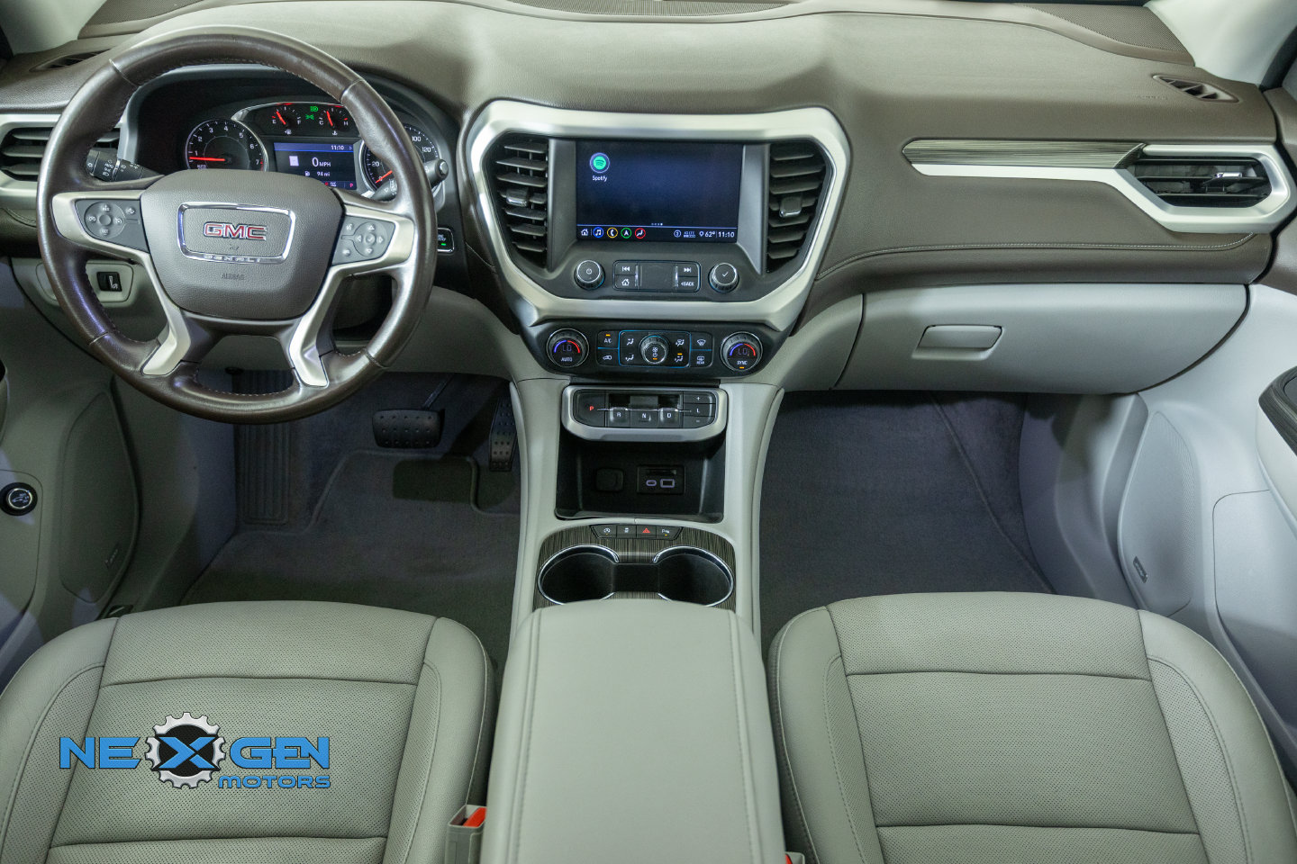 Used 2020 GMC Acadia SLT w/ LPO, Cargo Package AWD/4WD image 35