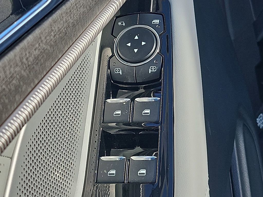 Used 2026 Ford Explorer Platinum w/ LUX Leather Package image 31