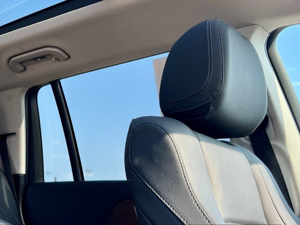 Certified 2025 Mercedes-Benz GLS 450 4MATIC image 17