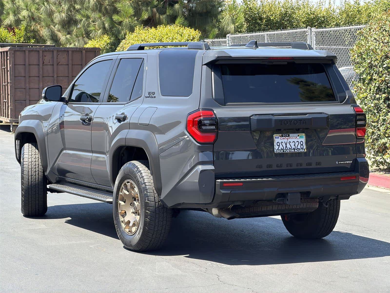Used 2025 Toyota 4Runner TRD Off-Road Premium w/ Tow Technology Package AWD/4WD image 5