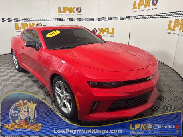 Used 2017 Chevrolet Camaro LT image 1