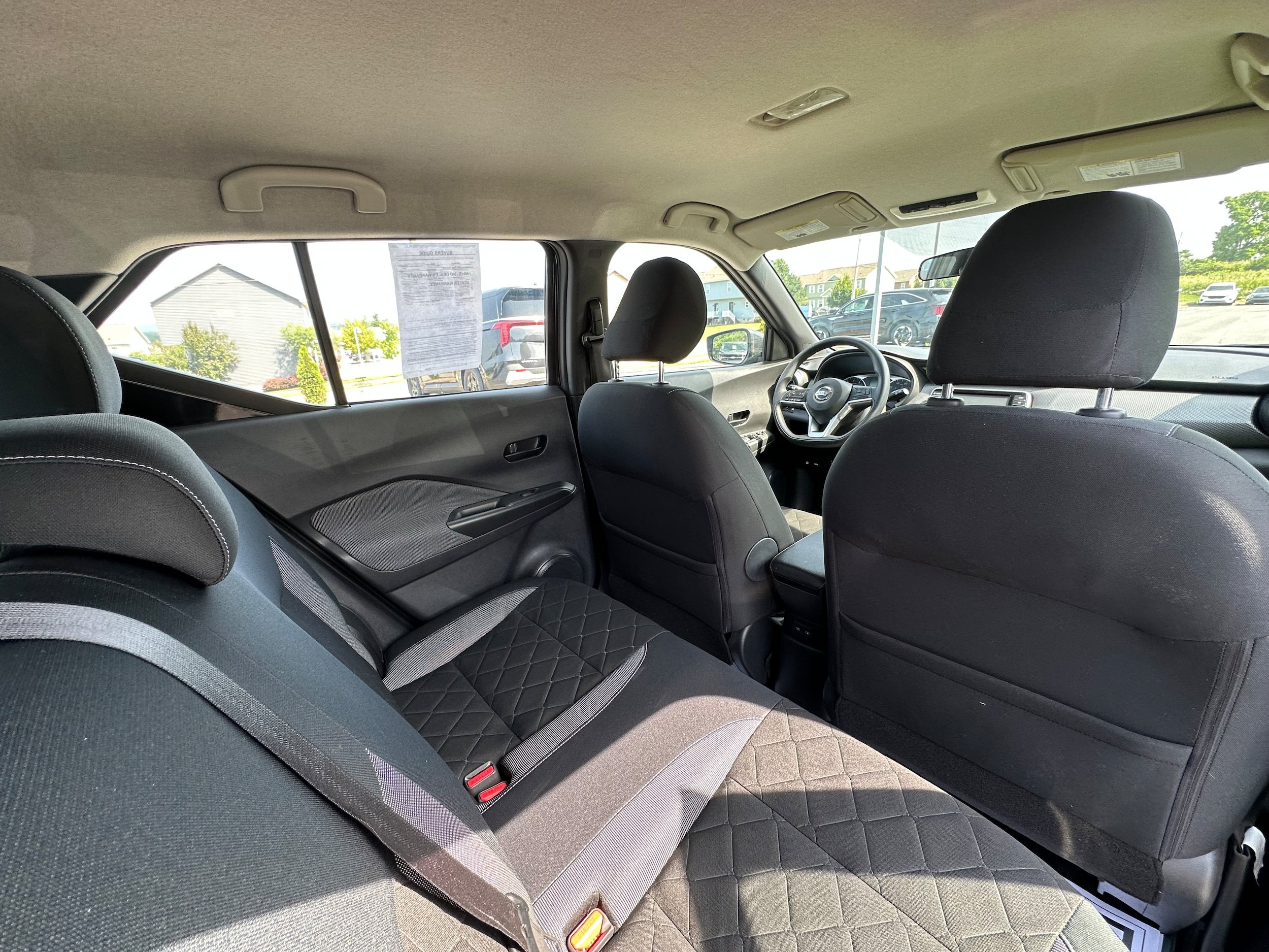 Used 2019 Nissan Kicks S FWD image 13