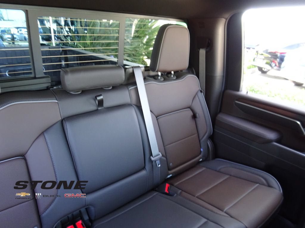 New 2026 GMC Sierra 3500 Denali w/ Technology Package AWD/4WD image 18