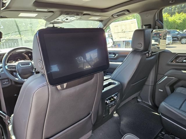 New 2026 GMC Yukon XL Denali w/ Advanced Technology Package AWD/4WD image 19