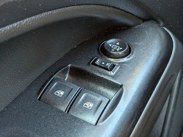 Used 2022 Chevrolet Colorado LT w/ Fleet Safety Package image 28