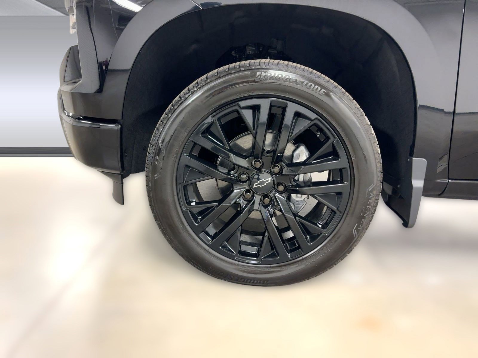 Used 2025 Chevrolet Silverado 1500 RST w/ Convenience Package II image 11