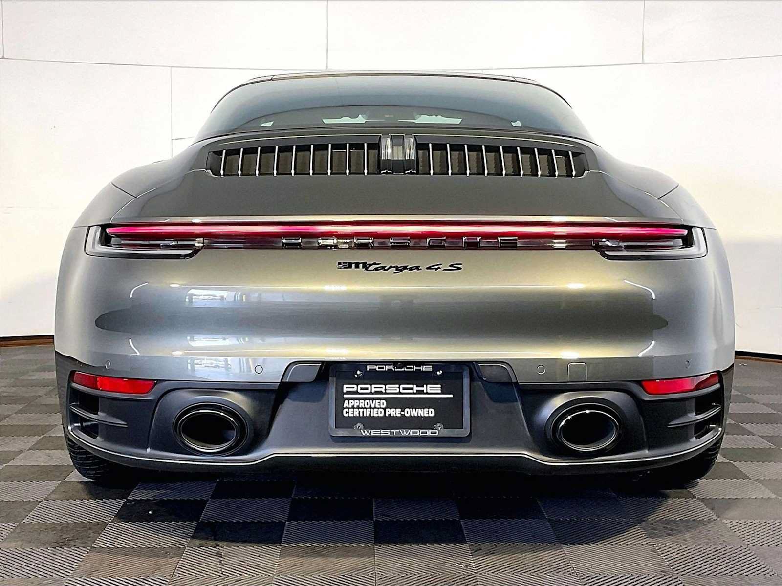 Certified 2021 Porsche 911 Targa 4S AWD/4WD image 6