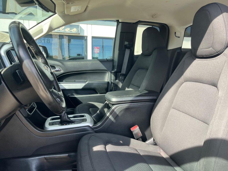 Used 2022 Chevrolet Colorado LT w/ Fleet Safety Package RWD image 13