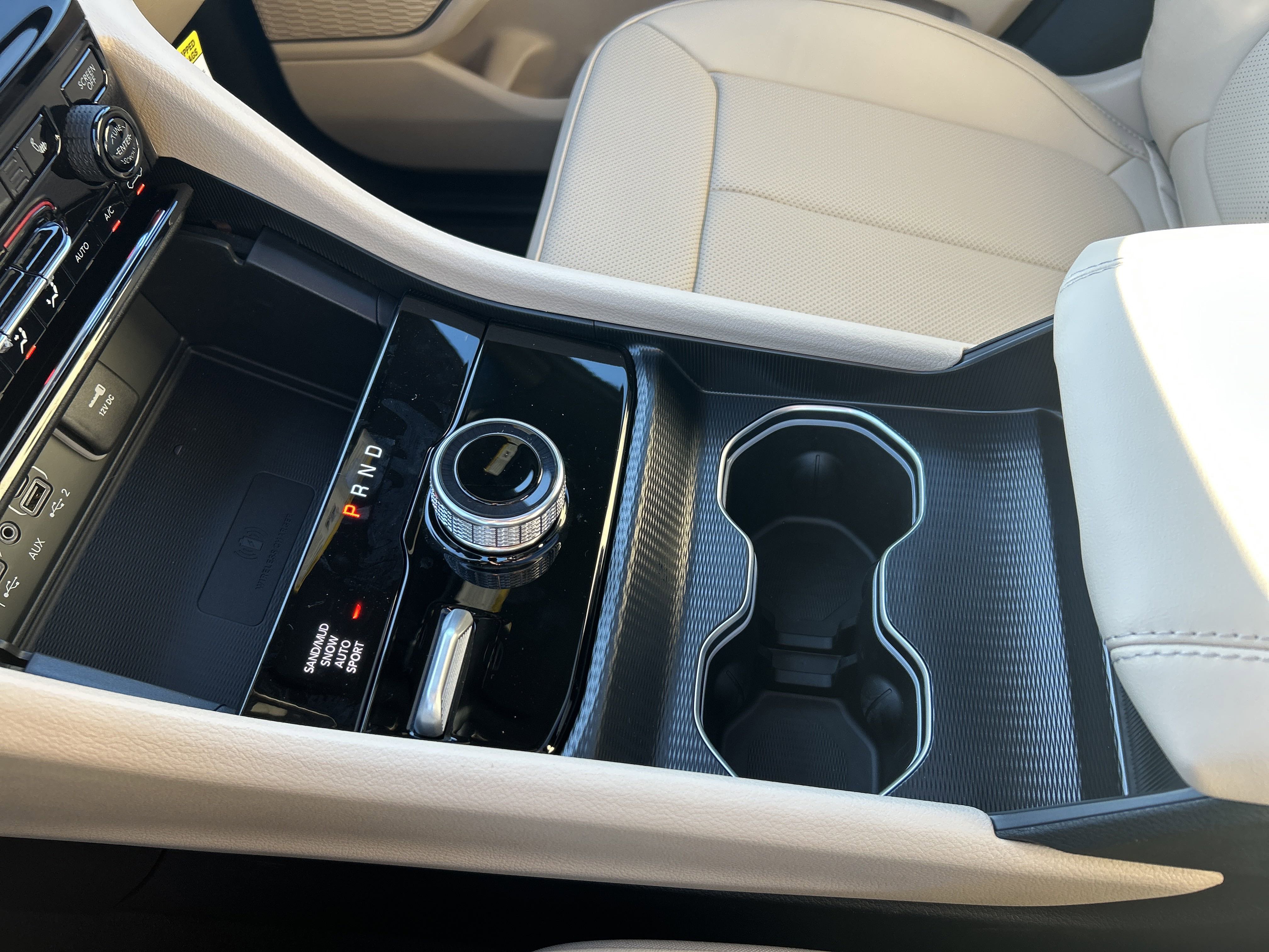 New 2025 Jeep Grand Cherokee Limited w/ Luxury Tech Group II image 19