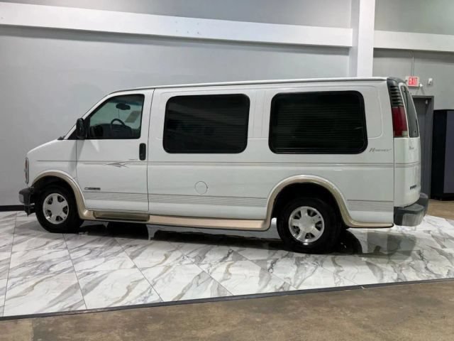 Used 2002 Chevrolet Express 1500 w/ LS Preferred Equipment Group RWD image 9
