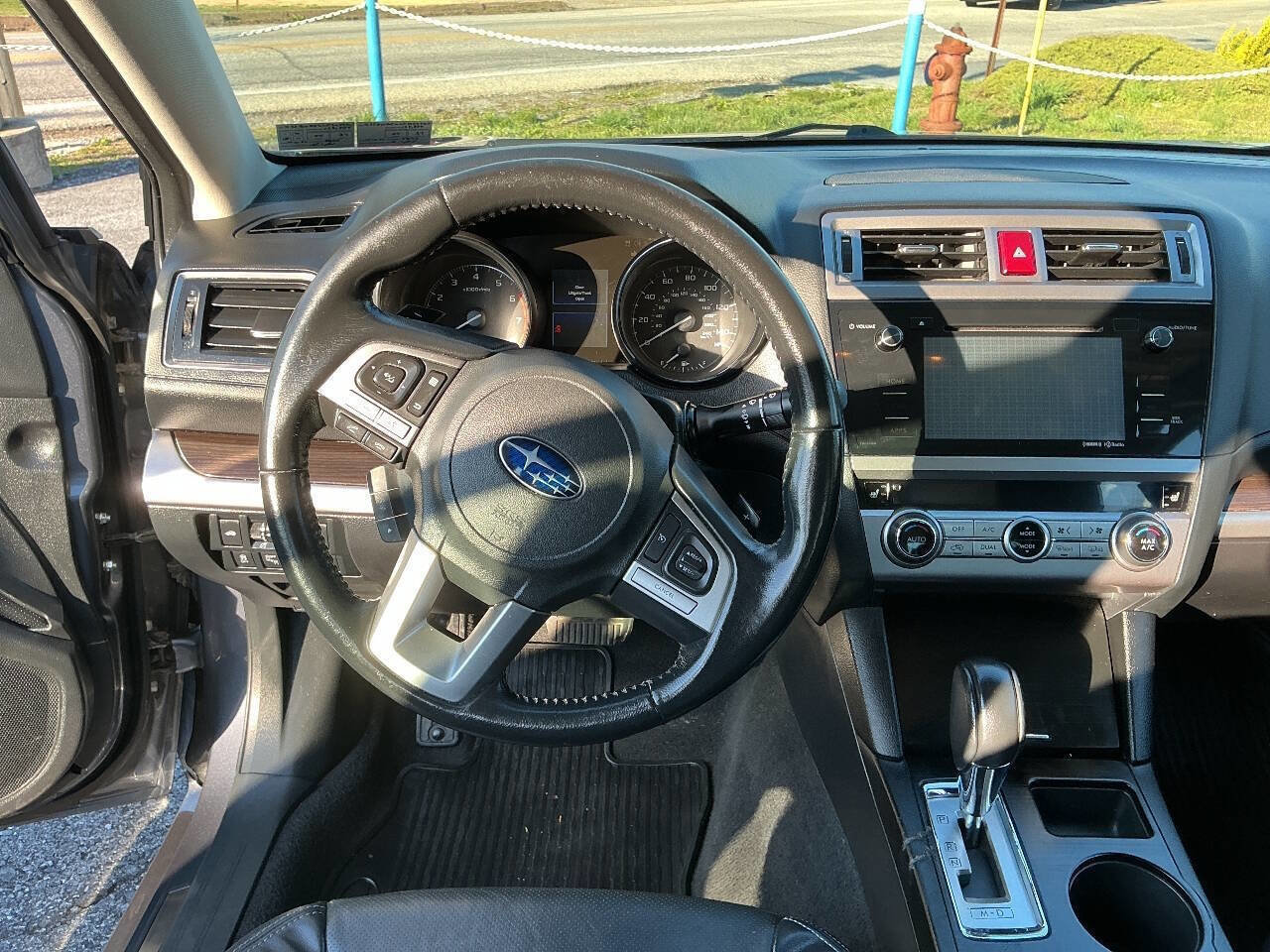 Used 2015 Subaru Legacy 2.5i Limited image 26