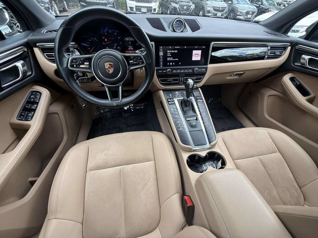 Used 2019 Porsche Macan AWD/4WD image 15