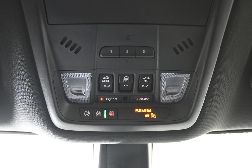 Used 2023 Buick Enclave Avenir w/ LPO, Floor Liner Package AWD/4WD image 37