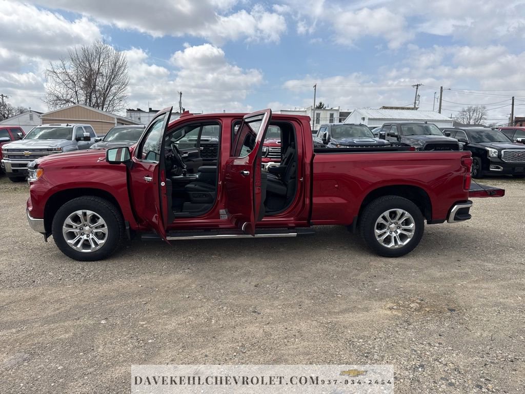 Used 2024 Chevrolet Silverado 1500 LTZ w/ LTZ Premium Package image 11