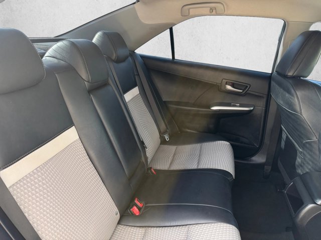 Used 2013 Toyota Camry SE FWD image 19