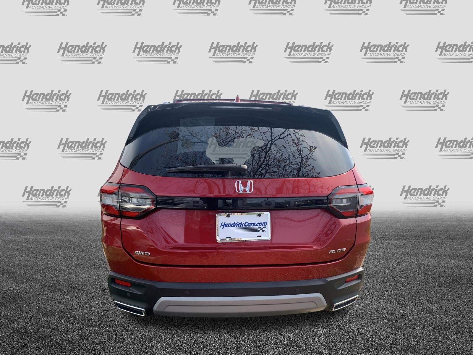 Used 2023 Honda Pilot Elite image 9