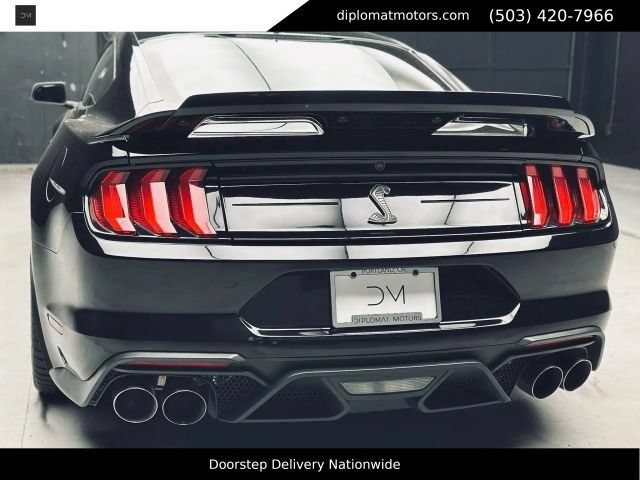 Used 2022 Ford Mustang Shelby GT500 w/ Technology Package RWD image 16