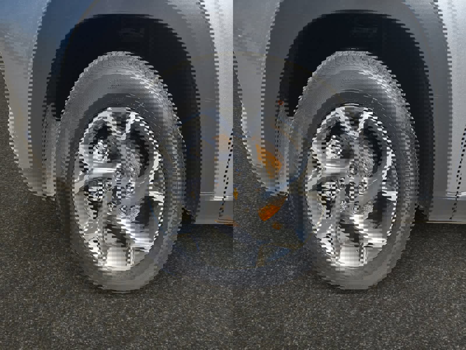 Used 2025 Chevrolet Trax LT w/ LT Convenience Package image 14