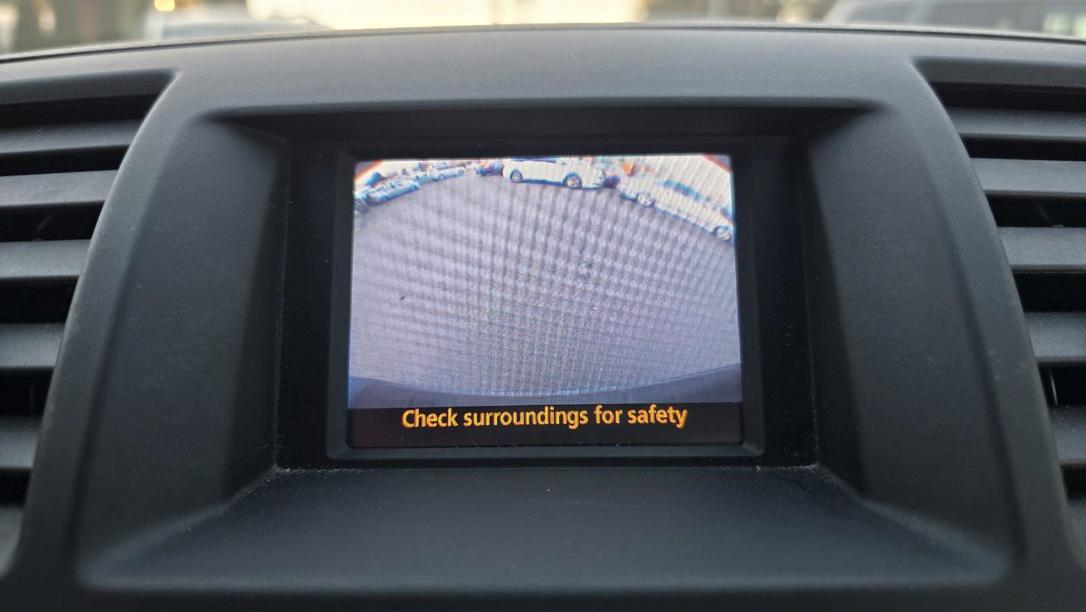 Used 2012 Toyota Highlander SE w/ Tow Pkg image 18