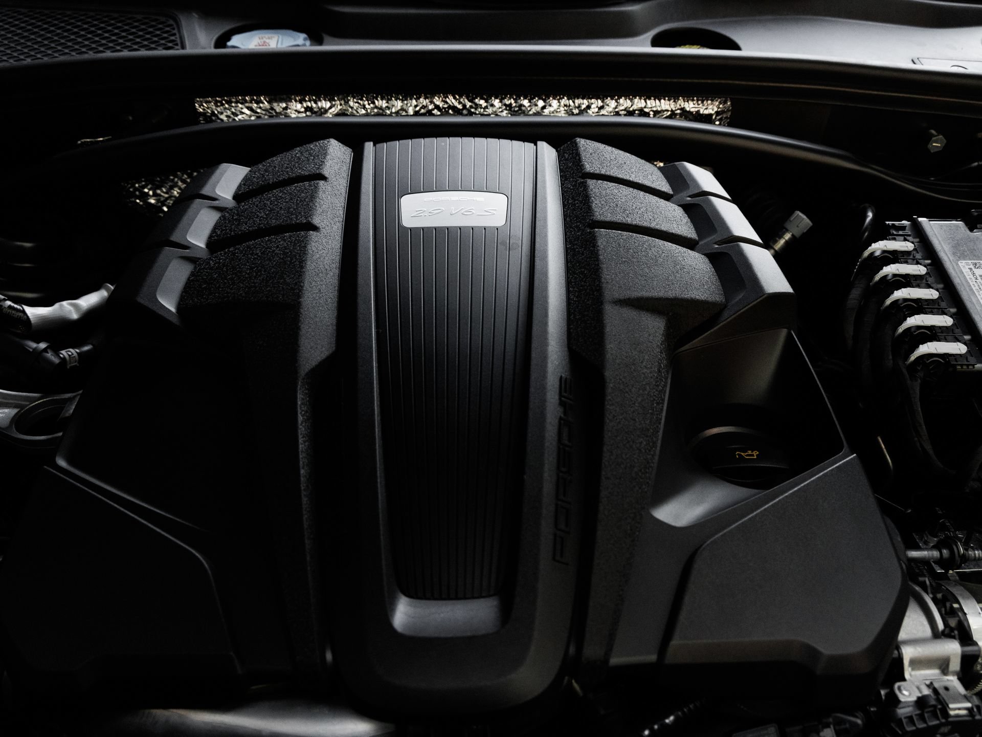 Certified 2023 Porsche Macan S AWD/4WD image 41