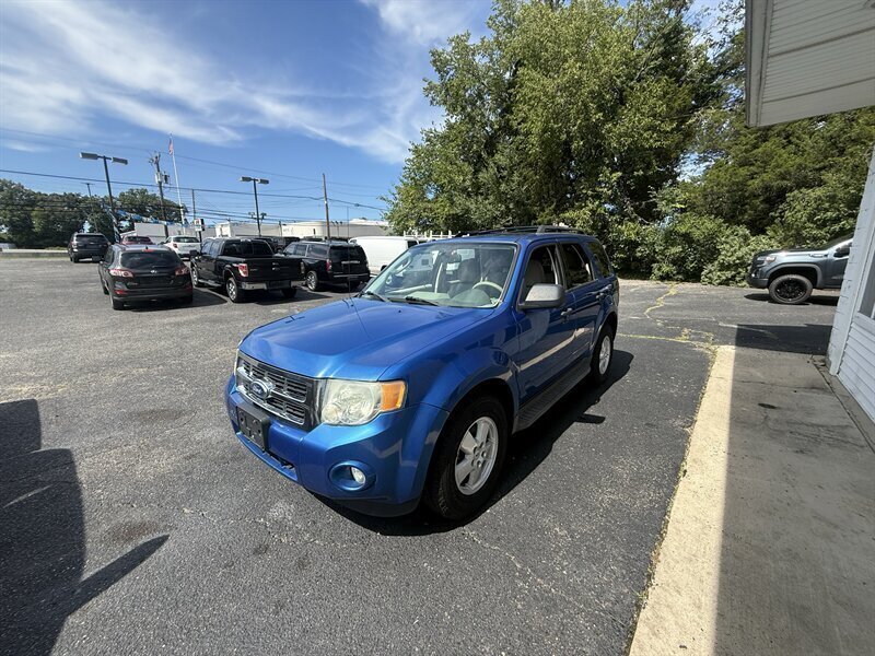 Used 2011 Ford Escape XLT w/ 202A Rapid Spec Order Code FWD image 7