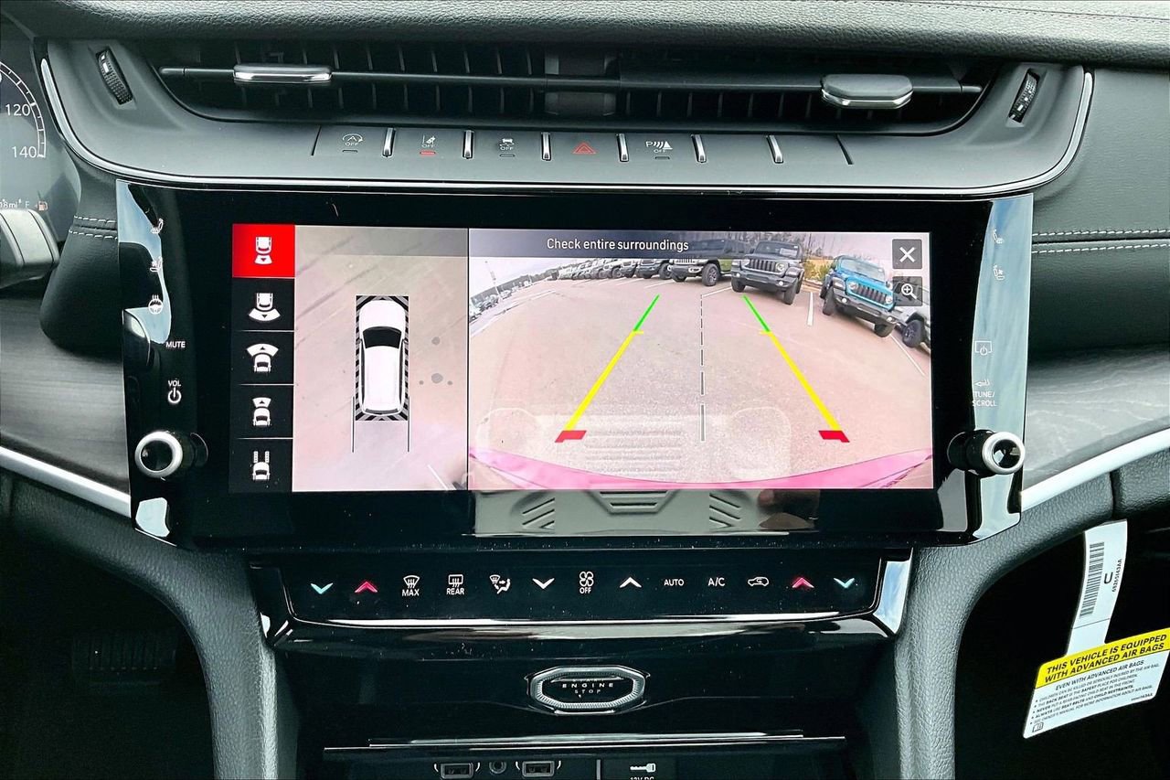 New 2026 Jeep Grand Cherokee Limited image 14