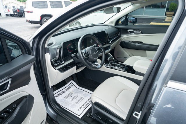 Used 2024 Kia Sportage EX FWD image 14