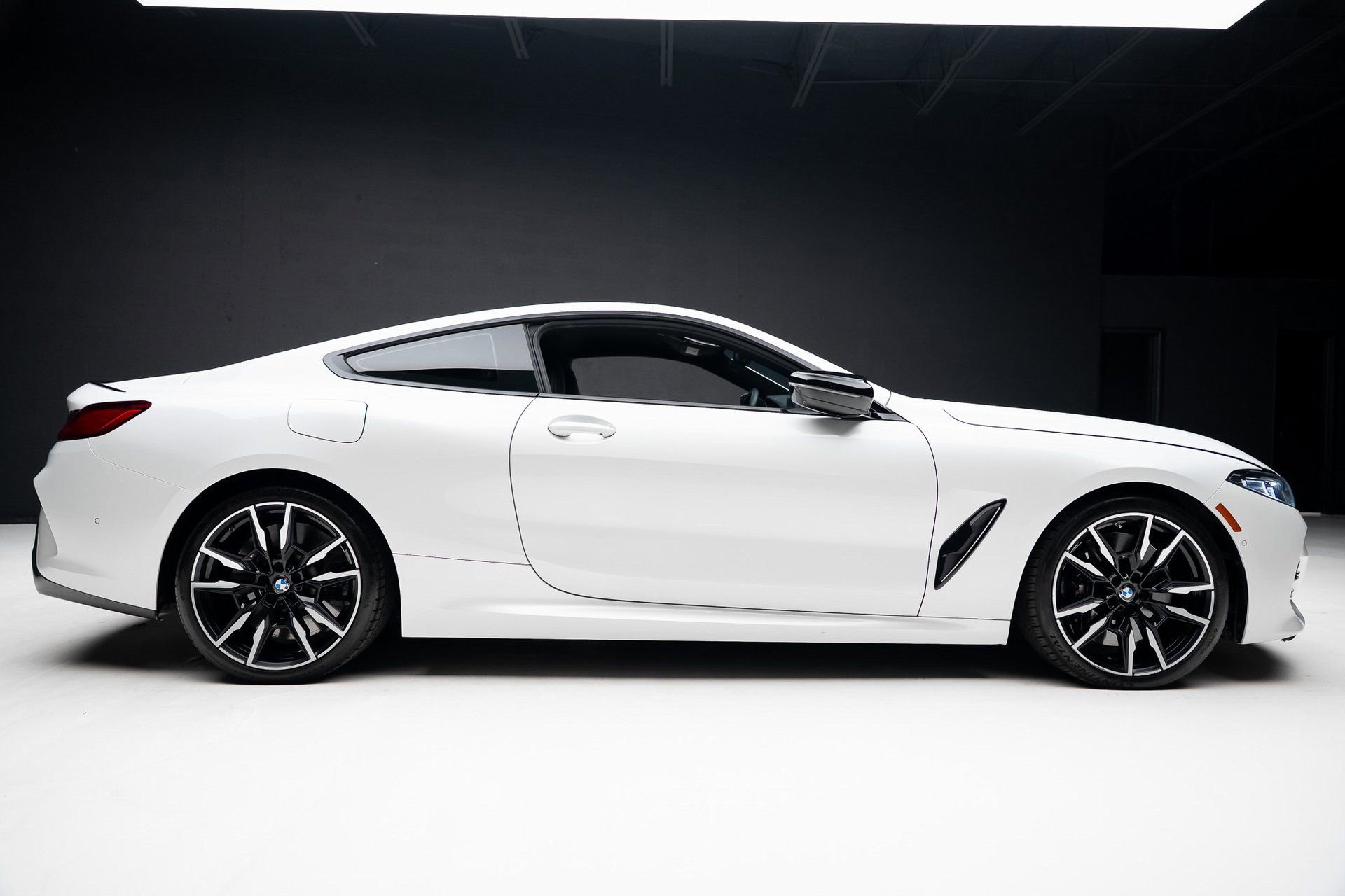 Used 2023 BMW M850i xDrive Coupe w/ M Sport Professional Package image 37