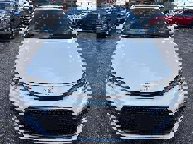 Used 2020 Toyota Corolla SE image 2