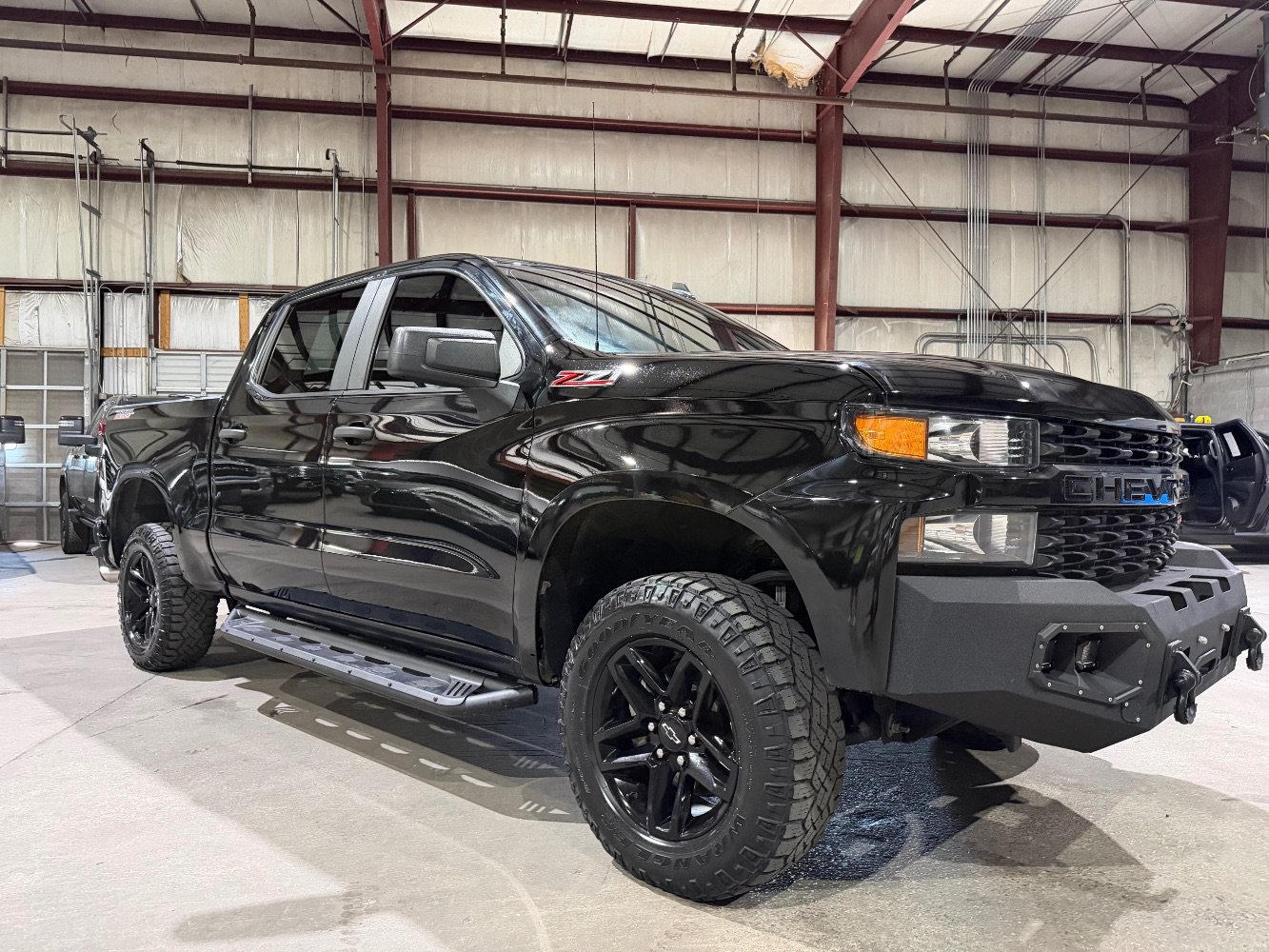 Used 2020 Chevrolet Silverado 1500 Custom Trail Boss w/ Custom Convenience Package AWD/4WD image 1