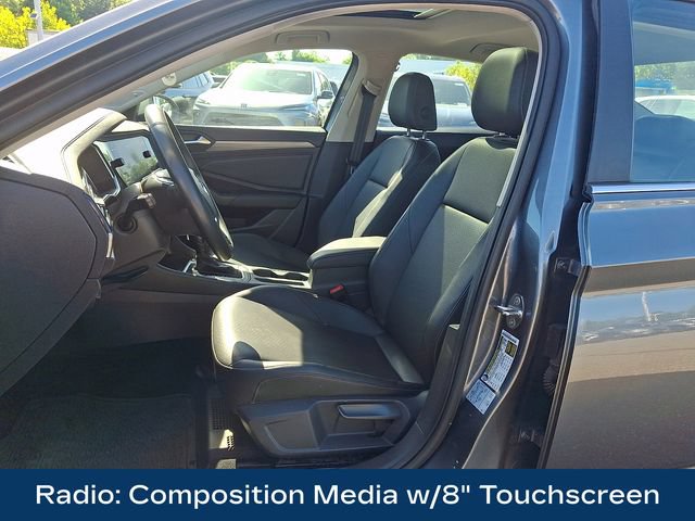 Used 2020 Volkswagen Jetta SEL FWD image 2