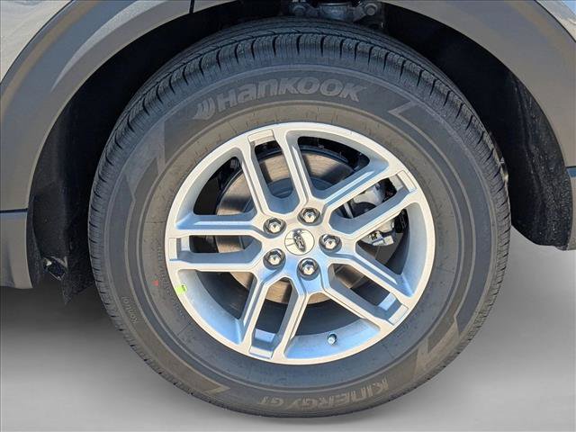 New 2026 Ford Explorer Active w/ Active Comfort Package RWD image 9