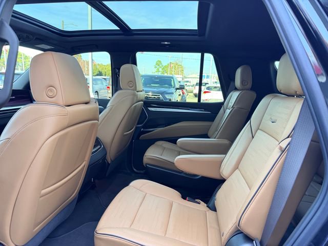 Used 2025 Cadillac Escalade Premium Luxury w/ Touring Package image 16
