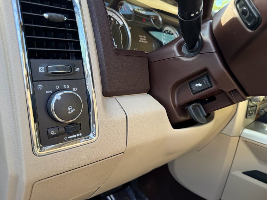 Used 2016 RAM 1500 Laramie w/ Convenience Group image 14