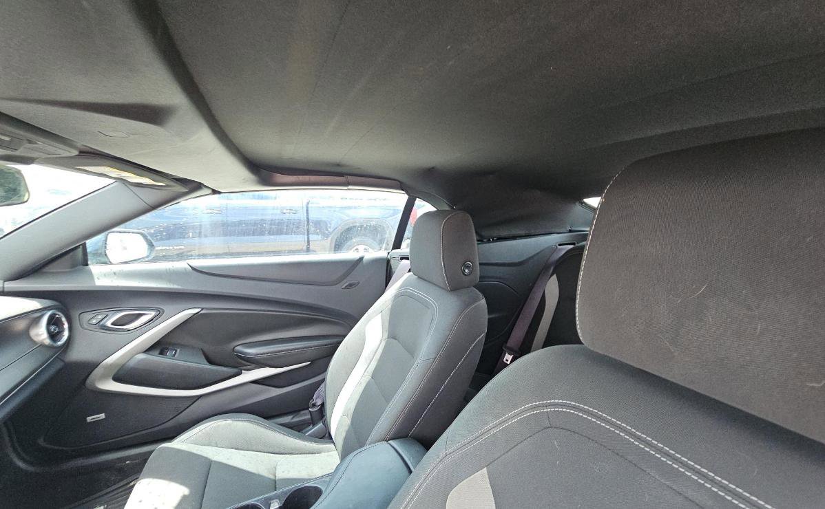 Used 2017 Chevrolet Camaro LT w/ RS Package image 13