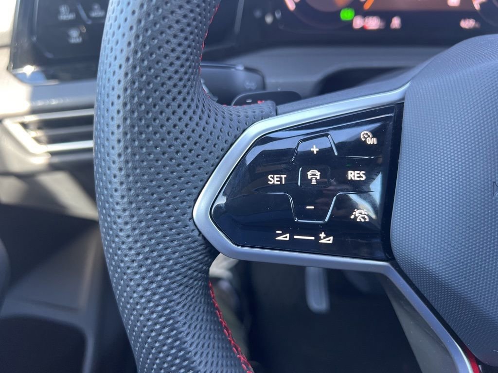 Used 2024 Volkswagen GTI Autobahn image 27