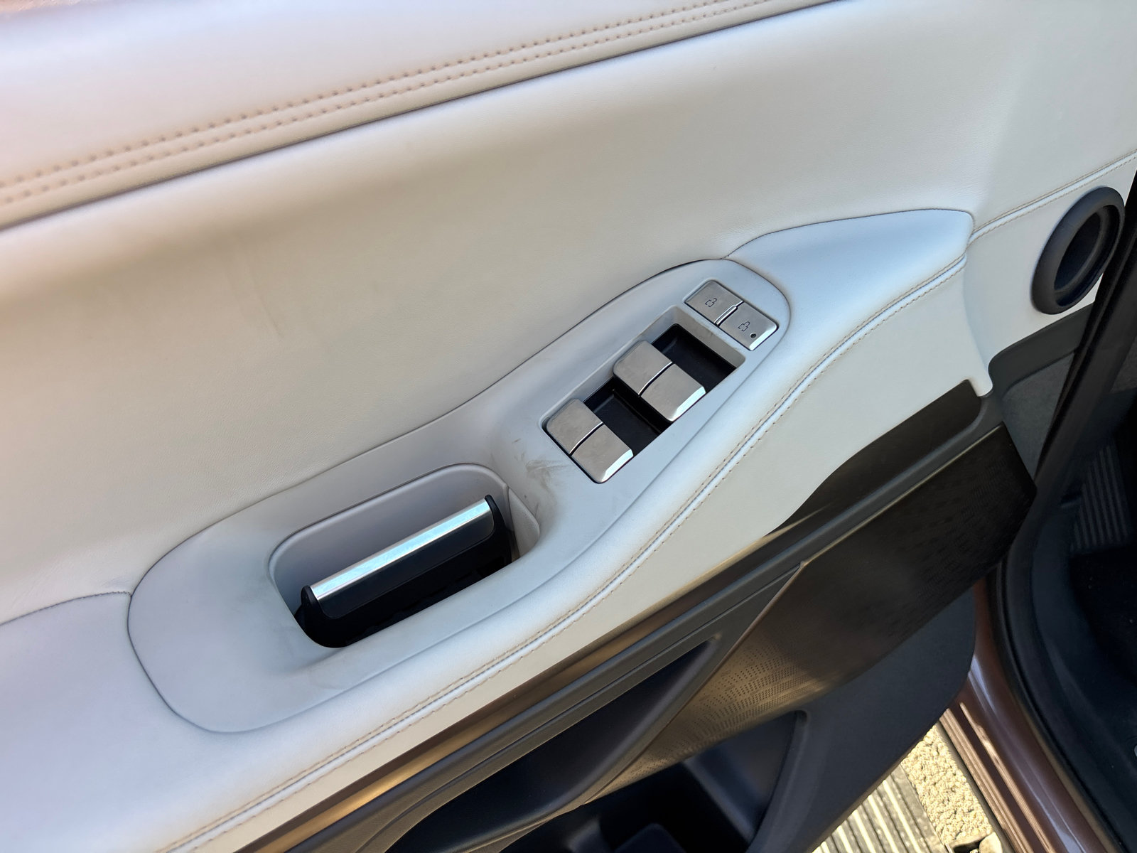 New 2026 Lincoln Navigator Black Label w/ Black Label Special Edition AWD/4WD image 12