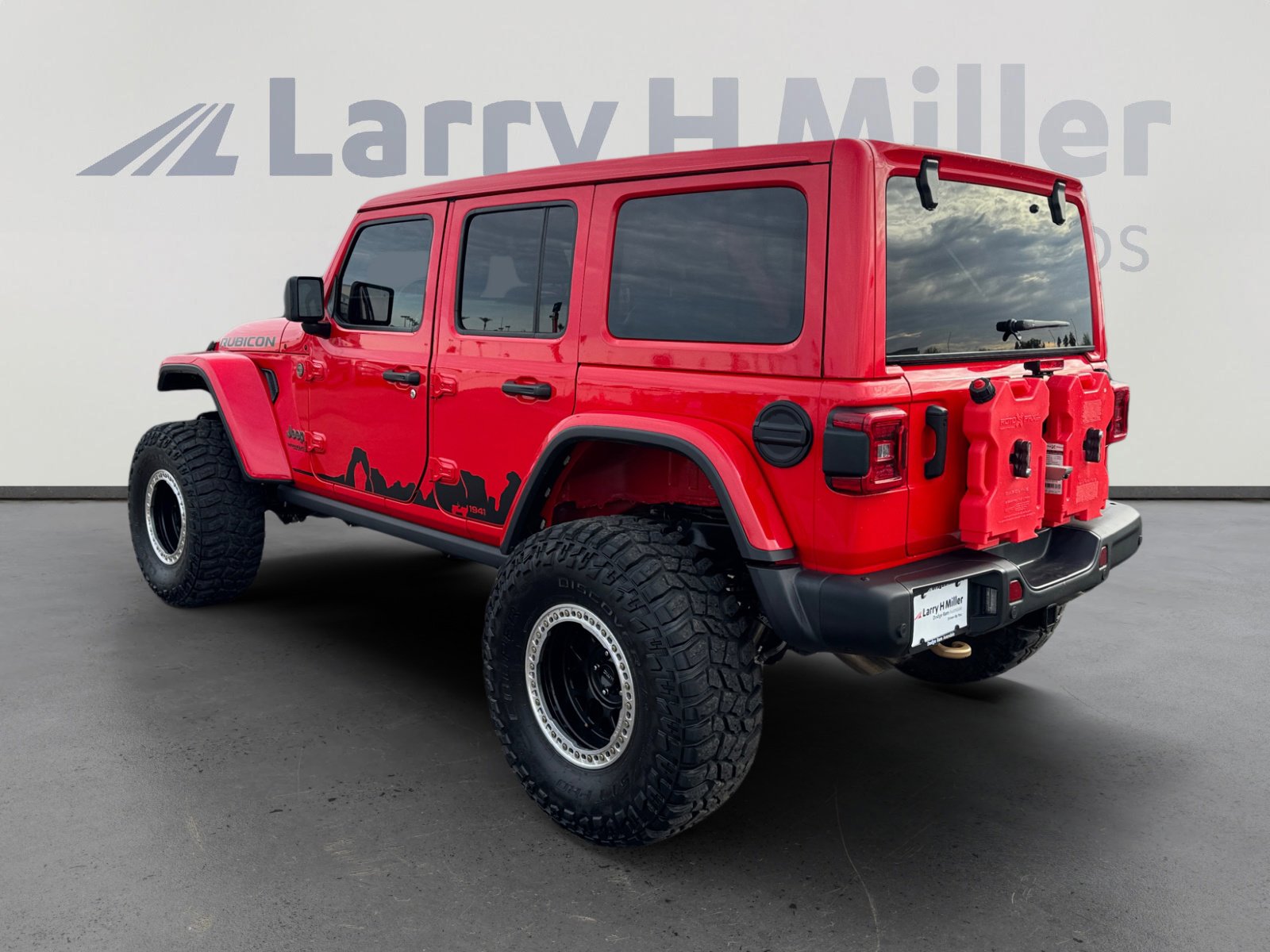 Used 2022 Jeep Wrangler Unlimited Rubicon w/ Trailer Tow Package image 3