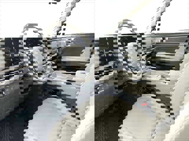 Used 2024 Hyundai Santa Fe Calligraphy image 14