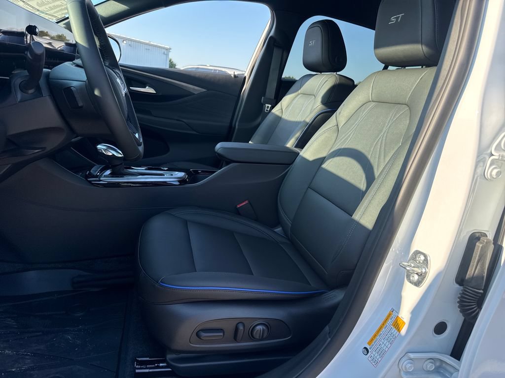 New 2026 Buick Envista Sport Touring w/ Convenience I Package FWD image 14