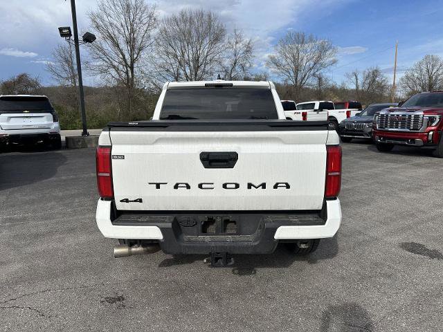 Used 2025 Toyota Tacoma TRD Sport image 5