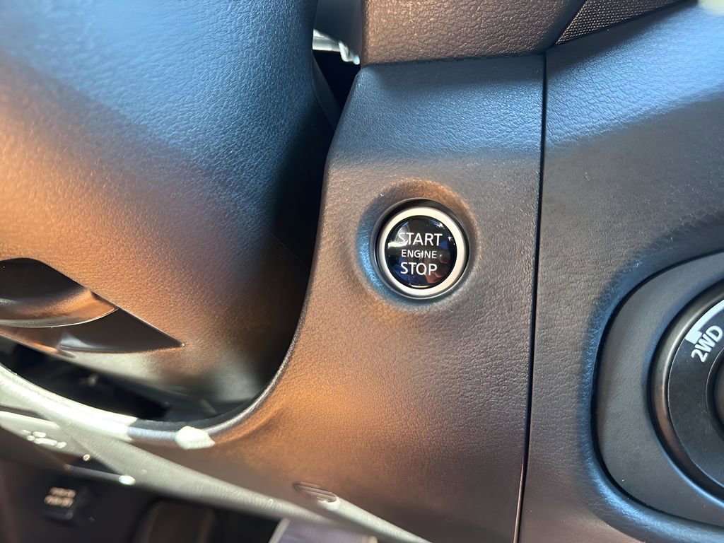 Used 2024 Nissan Frontier PRO-4X w/ Pro Convenience Package image 22