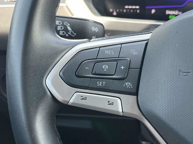 Used 2024 Volkswagen Tiguan SE FWD image 28
