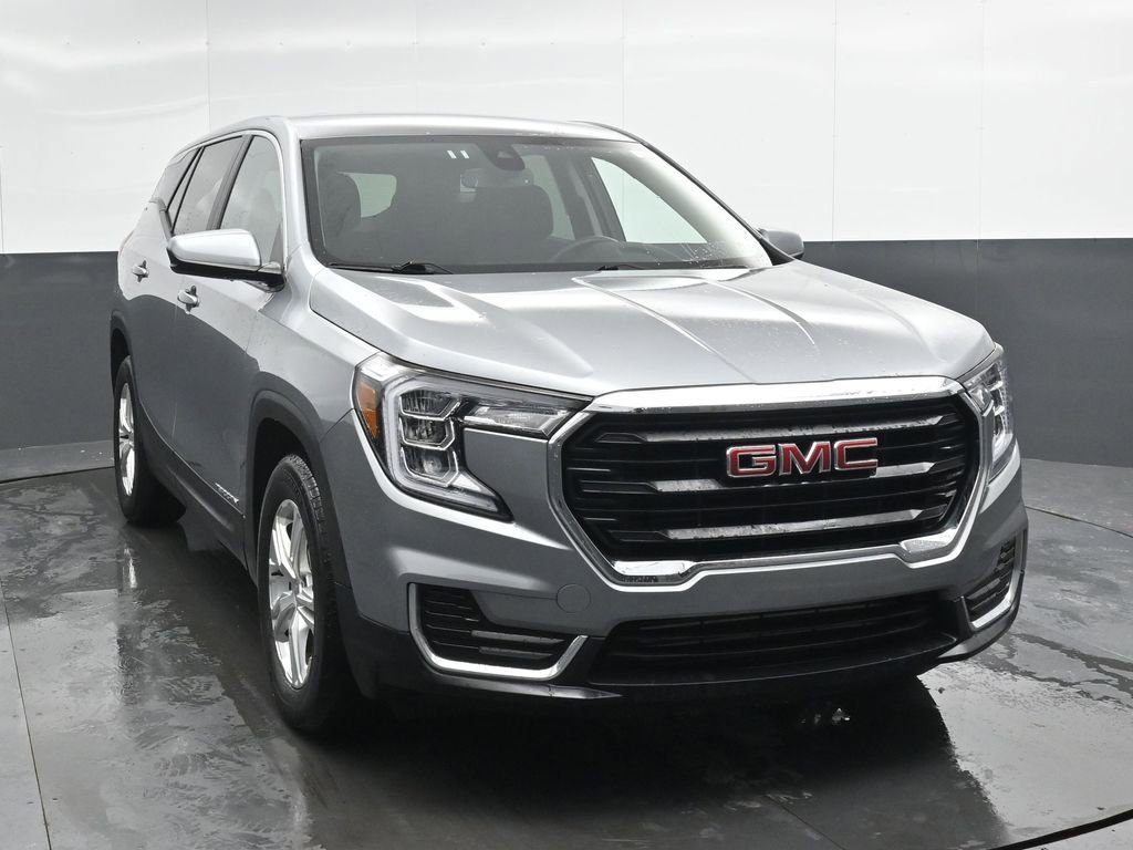 Used 2024 GMC Terrain SLE image 5